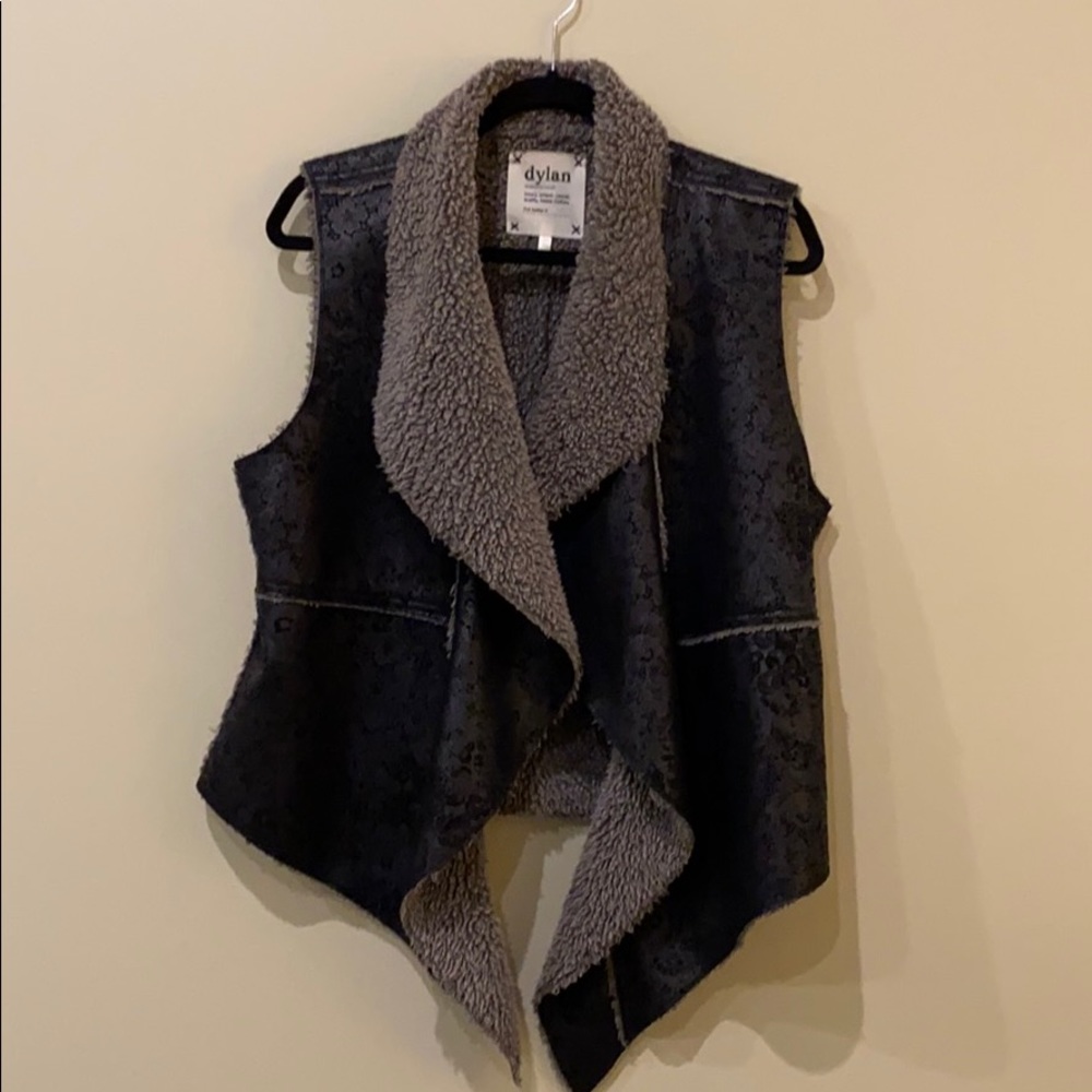 DYLAN • developed by true grit Vest